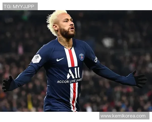 巴黎圣日耳曼宣布签下AC米兰前锋伊布拉希莫维奇，将联袂内马尔携手冲击法甲冠军！